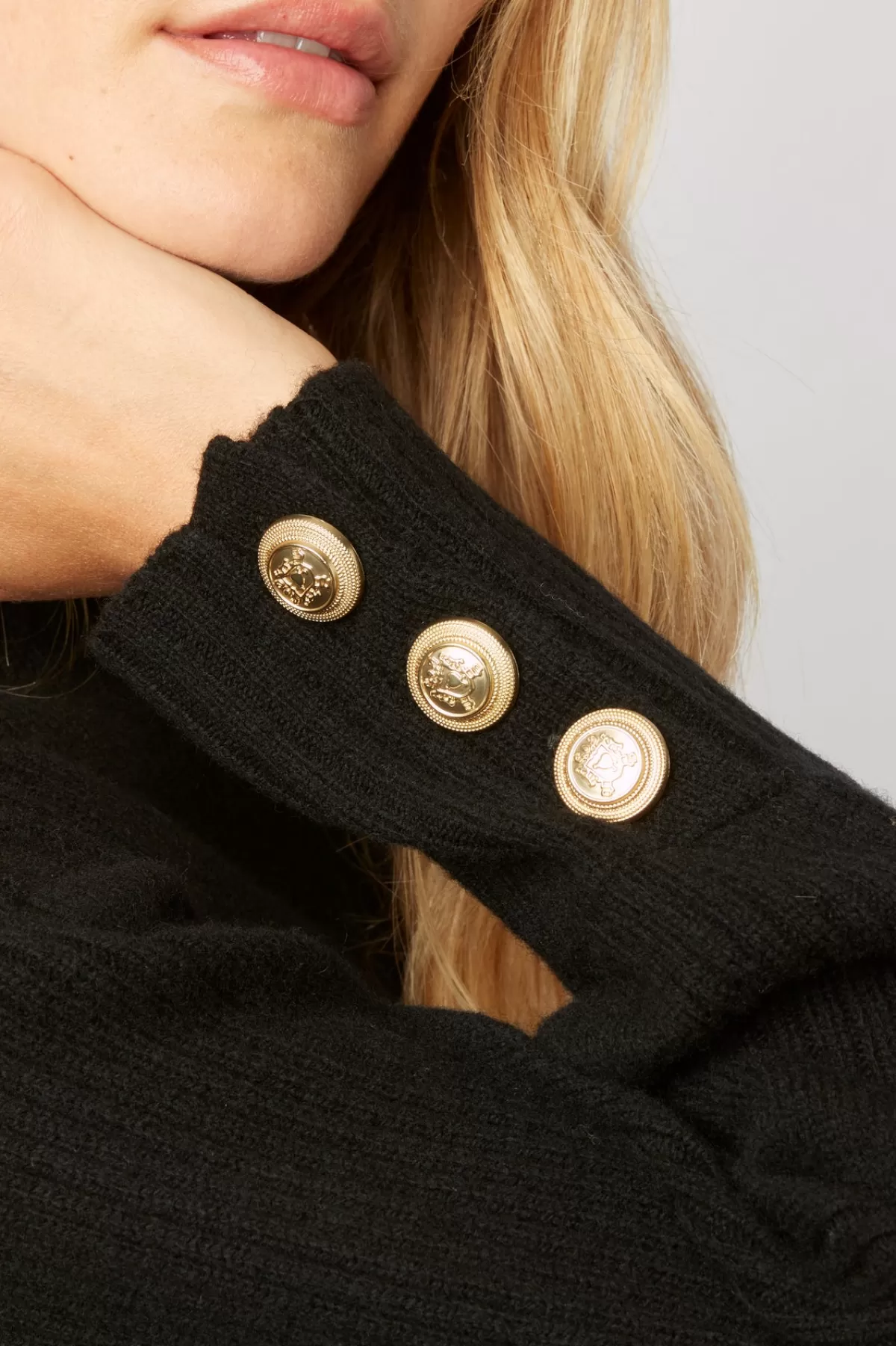 Gerarddarel Pull col rond en laine et boutons dorés - LEILANIE Noir-Femme Maille