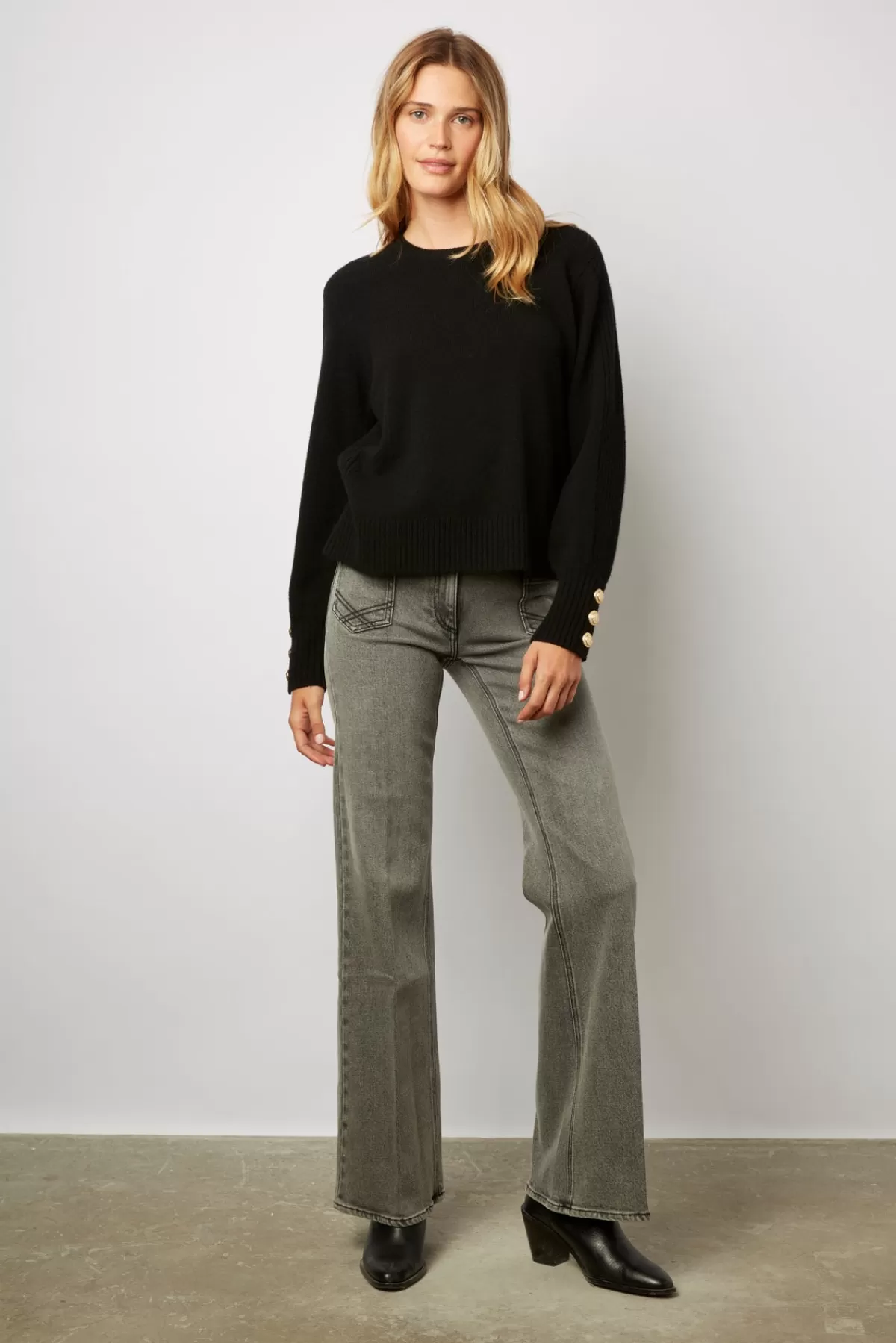 Gerarddarel Pull col rond en laine et boutons dorés - LEILANIE Noir-Femme Maille